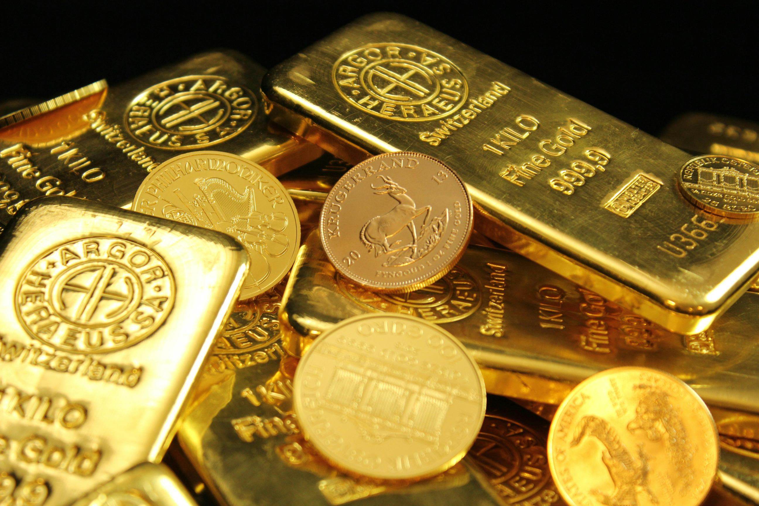 为什么comex黄金期权开户会影响投资策略？这些策略在不同市场条件下有何优缺点？
