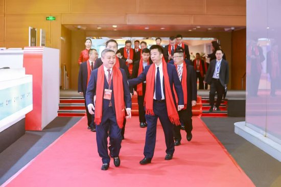 胜科纳米董事长李晓旻亲述上市感动瞬间:苏州市委书记刘小涛直言“这是企业的荣誉,企业家必须走在前面”