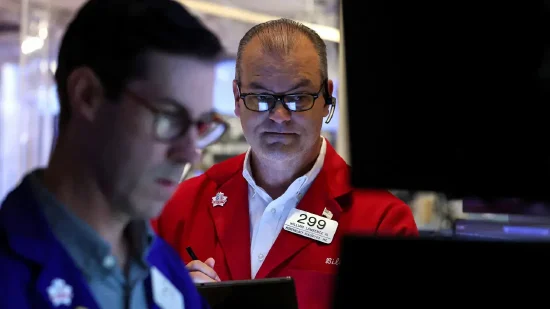 午盘：美股小幅上扬 联储官员称有条件支持7月降息